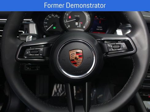 New 2026 Porsche Macan AWD/4WD image 18