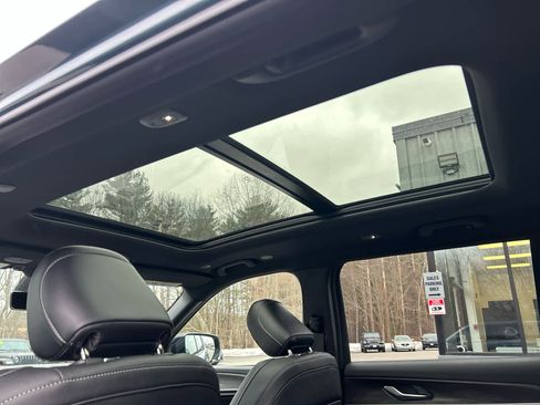 New 2026 Jeep Grand Cherokee L Limited image 29