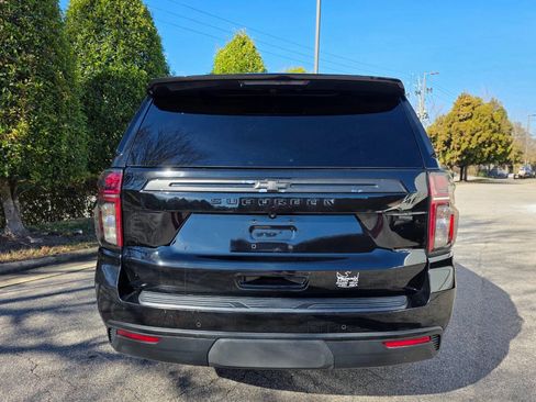Used 2021 Chevrolet Suburban LT image 4