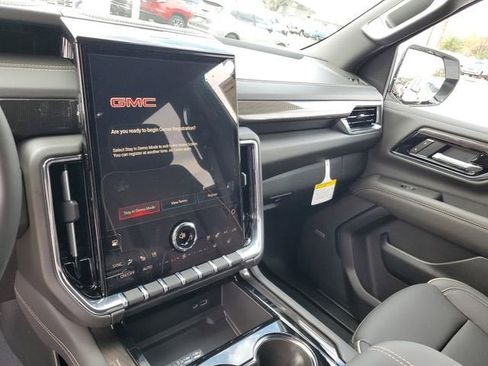 New 2026 GMC Yukon XL Elevation w/ Elevation Premium Package image 26