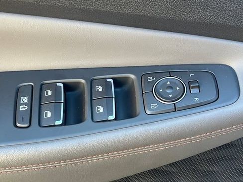Used 2020 Hyundai Santa Fe Limited FWD image 14