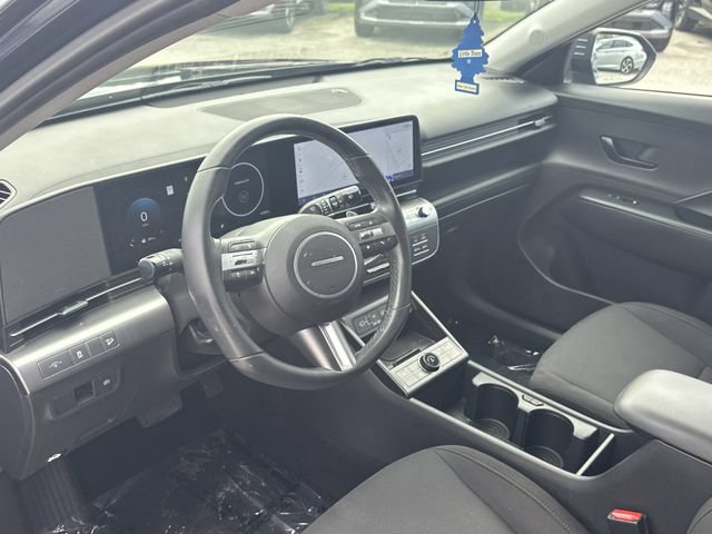 Certified 2025 Hyundai Kona SEL AWD/4WD image 13