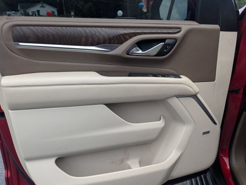 Used 2022 GMC Yukon Denali RWD image 11