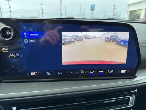 New 2026 Chevrolet Traverse LT FWD image 41