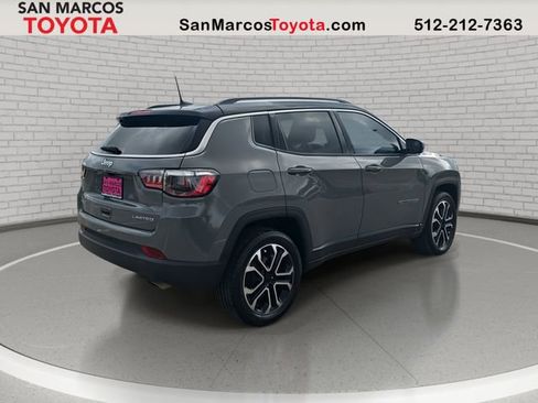 Used 2022 Jeep Compass Limited image 5