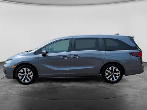 Used 2025 Honda Odyssey EX-L image 4