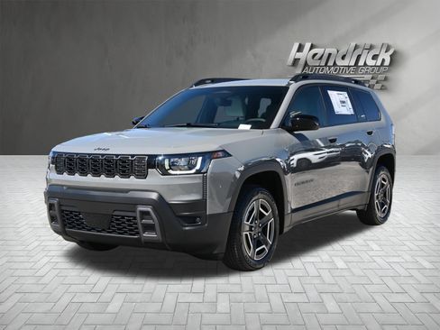 New 2026 Jeep Cherokee Laredo AWD/4WD image 5