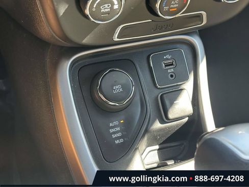 Used 2018 Jeep Compass Sport AWD/4WD image 27