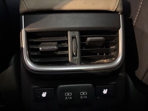 Used 2021 Subaru Outback Limited image 10