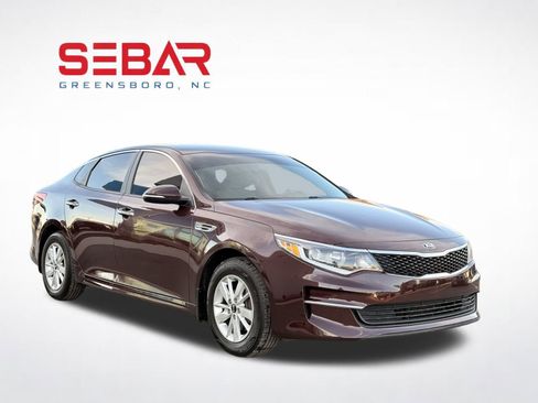 Used 2016 Kia Optima LX image 4