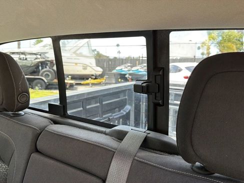 Used 2016 GMC Canyon SLE w/ SLE Convenience Package RWD image 31
