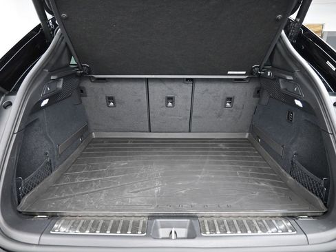 Certified 2024 Porsche Macan 4 Electric image 25