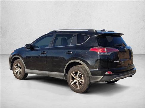 Used 2017 Toyota RAV4 XLE image 8