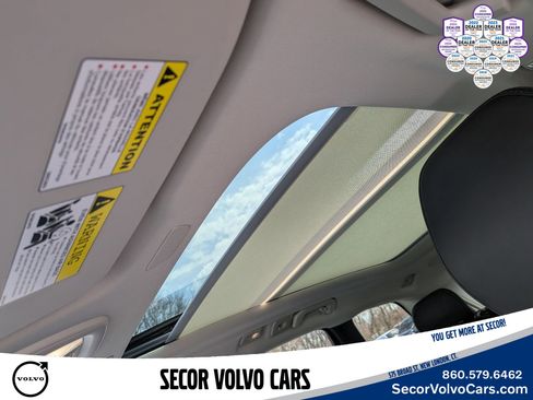 Used 2023 Volvo XC60 B6 Ultimate w/ Protection Package Premier image 11