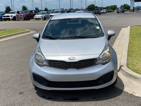 Used 2013 Kia Rio LX w/ PWR Pkg FWD image 2