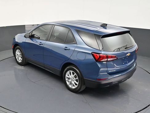 Used 2024 Chevrolet Equinox LS FWD image 15