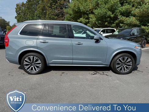 Used 2020 Volvo XC90 T5 Momentum image 9