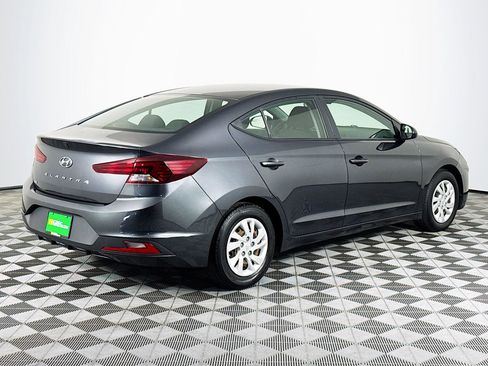 Used 2020 Hyundai Elantra SE w/ Cargo Package (C1) image 10