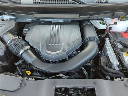 New 2026 Chevrolet Traverse Z71 w/ Driver Confidence Package image 16