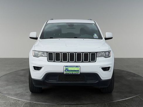 Used 2021 Jeep Grand Cherokee Laredo RWD image 2