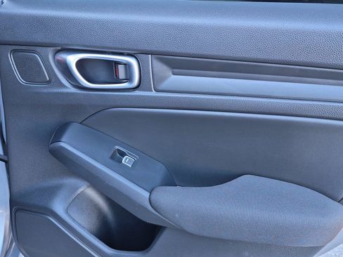 Used 2025 Honda Civic Sport image 8