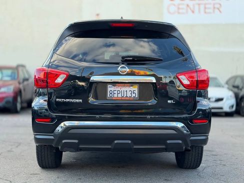 Used 2017 Nissan Pathfinder SL image 13