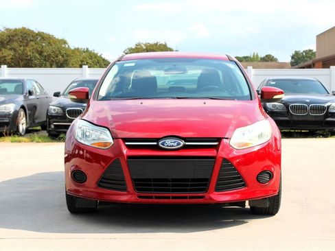 Used 2013 Ford Focus SE image 2