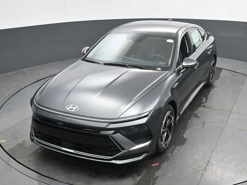 New 2026 Hyundai Sonata SEL FWD image 16