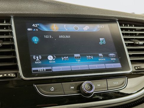 Used 2020 Buick Encore Preferred image 21