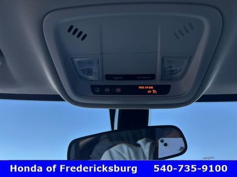 Used 2020 Chevrolet Traverse LS image 25