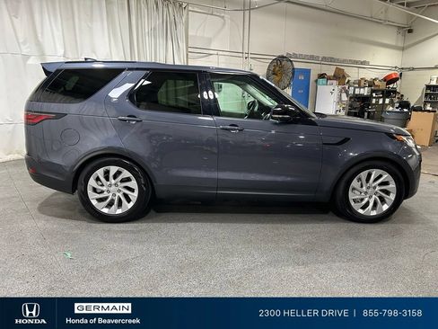 Used 2025 Land Rover Discovery S AWD/4WD image 9