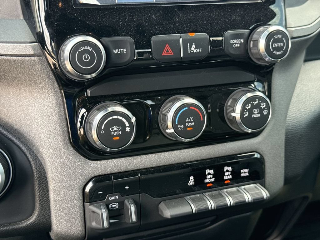 Used 2025 RAM 1500 Tradesman AWD/4WD image 29