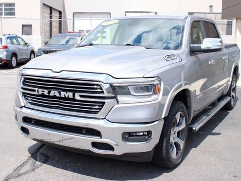 Used 2019 RAM 1500 Laramie AWD/4WD image 9