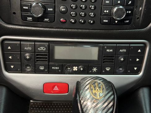 Used 2013 Maserati GranTurismo Convertible RWD image 25