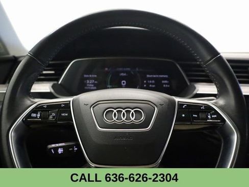 Used 2021 Audi e-tron Premium w/ Convenience Plus Package image 16