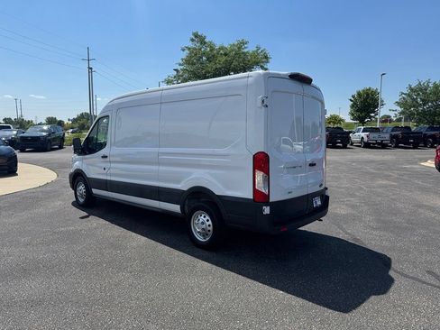 Used 2024 Ford Transit 150 148 Medium Roof AWD image 3