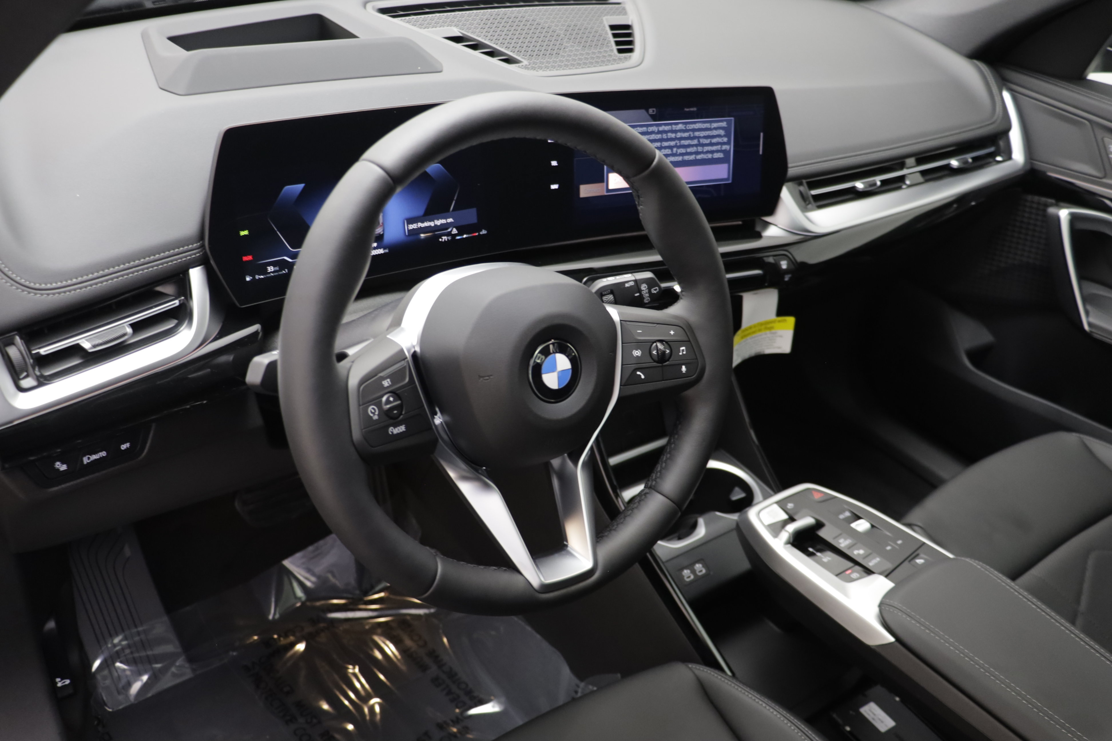 New 2027 BMW X1 xDrive28i AWD/4WD image 7