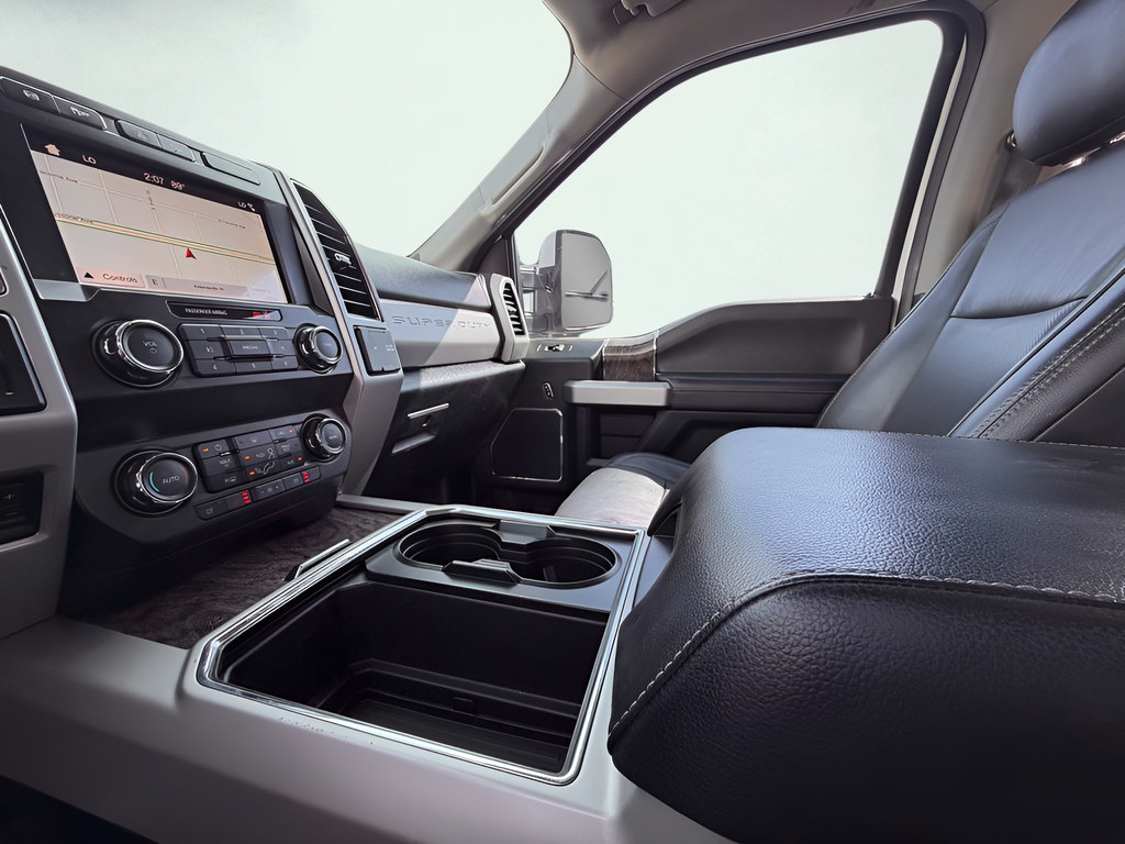 Used 2019 Ford F250 Lariat w/ Lariat Ultimate Package AWD/4WD image 62