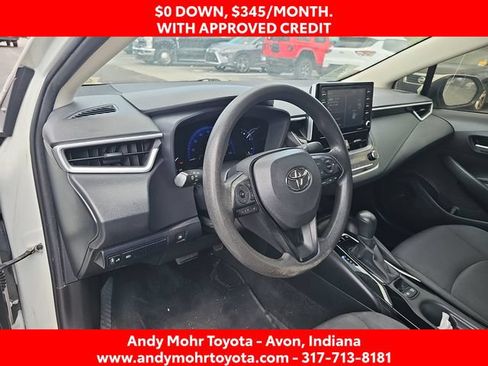 Used 2021 Toyota Corolla LE FWD image 9
