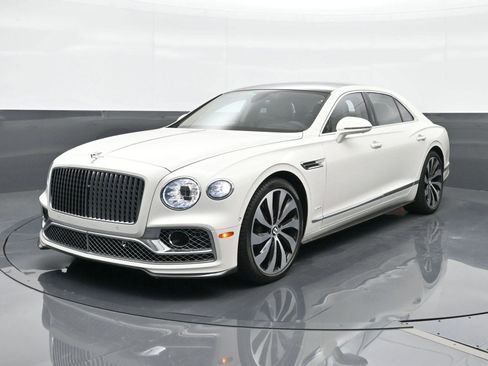 Certified 2023 Bentley Flying Spur V8 AWD/4WD image 1