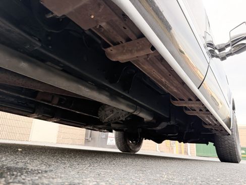 Used 2005 Ford Excursion Limited image 5