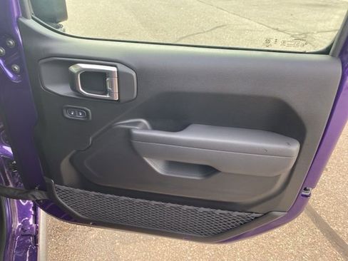 New 2026 Jeep Gladiator Willys AWD/4WD image 32