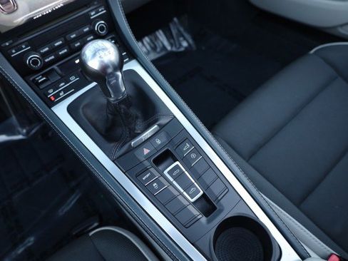 Used 2017 Porsche 718 Boxster S image 36