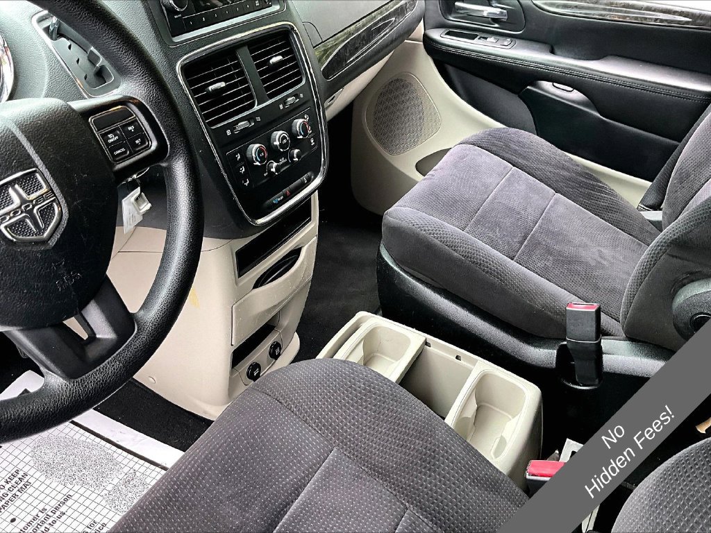 Used 2013 Dodge Grand Caravan SE FWD image 12