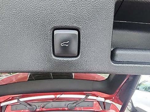 Used 2023 Ford Escape Platinum AWD/4WD image 13
