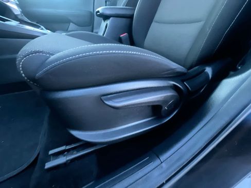 Certified 2022 Kia Forte LXS image 12