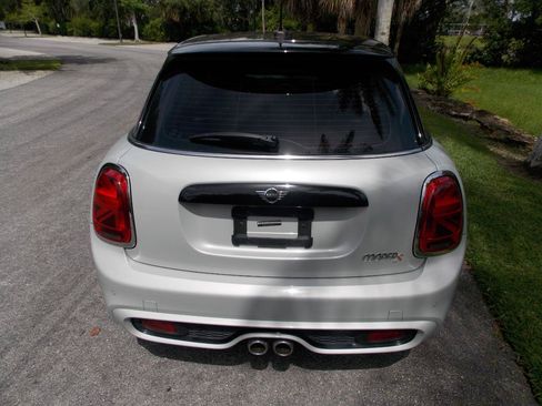 Used 2021 MINI Cooper S w/ Signature Upholstery Package FWD image 7