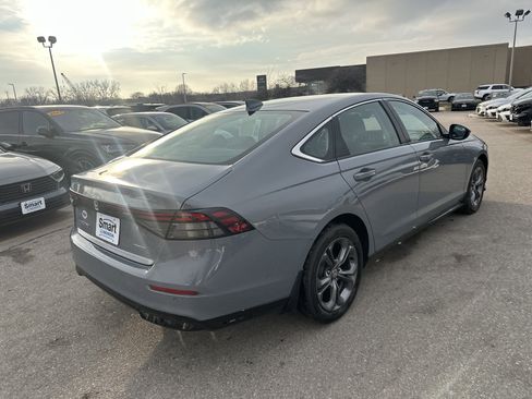 Used 2023 Honda Accord EX-L image 5