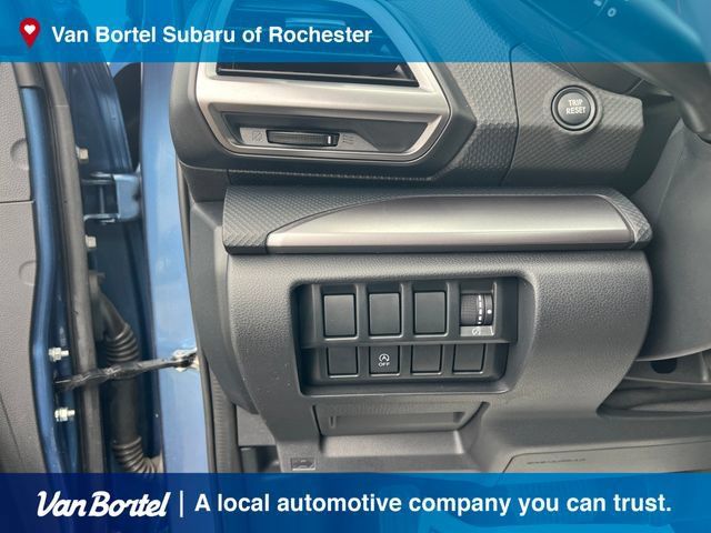 Used 2019 Subaru Forester Premium w/ All-Weather Package AWD/4WD image 17