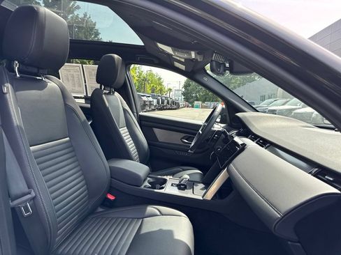 Certified 2025 Land Rover Discovery Sport Dynamic SE AWD/4WD image 22